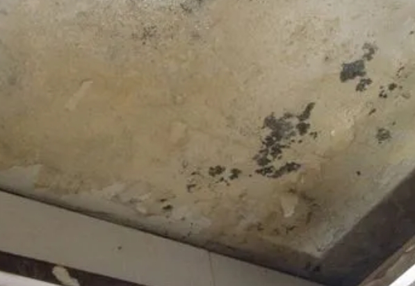 营口阳台漏水维修公司分享下营口卫生间渗水维修需要注意哪些问题。